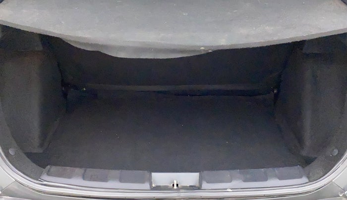 2021 Tata NEXON XM SUNROOF PETROL, Petrol, Manual, 53,008 km, Boot Inside