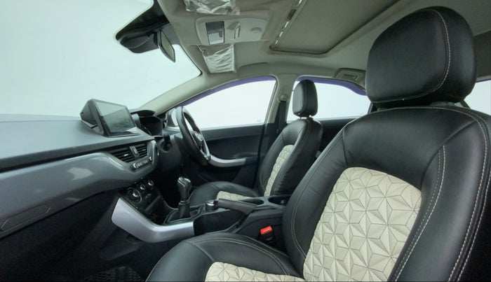 2021 Tata NEXON XM SUNROOF PETROL, Petrol, Manual, 53,008 km, Right Side Front Door Cabin