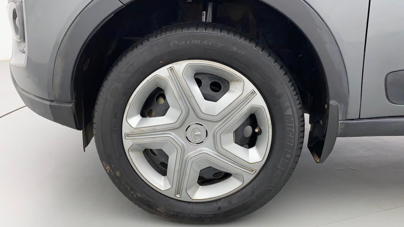 2021 Tata NEXON XM SUNROOF PETROL, Petrol, Manual, 53,008 km, Left Front Wheel