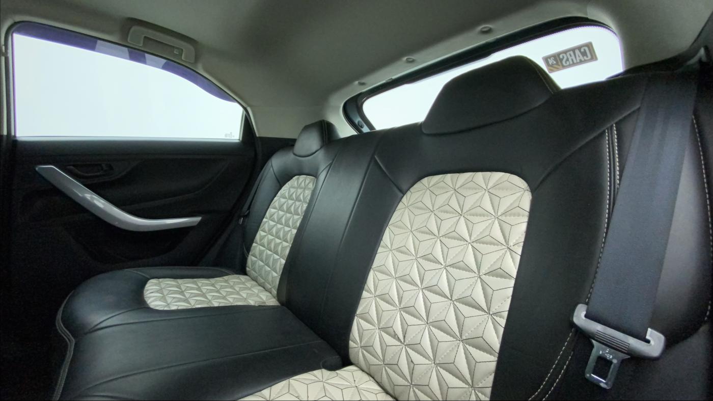 2021 Tata NEXON XM SUNROOF PETROL, Petrol, Manual, 53,008 km, Right Side Rear Door Cabin