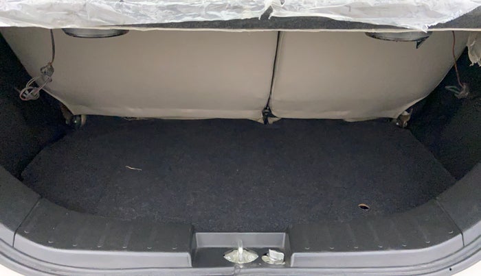 2016 Maruti Wagon R 1.0 LXI, Petrol, Manual, 14,438 km, Boot Inside