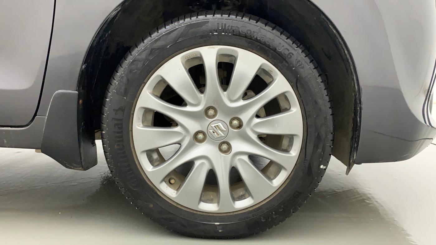2017 Maruti Baleno ZETA PETROL 1.2, Petrol, Manual, 62,497 km, Right Front Wheel