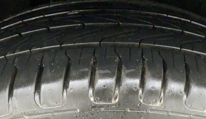 2017 Maruti Baleno ZETA PETROL 1.2, Petrol, Manual, 62,497 km, Right Rear Tyre Tread