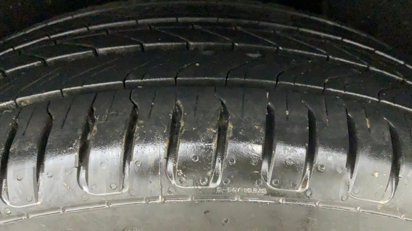 2017 Maruti Baleno ZETA PETROL 1.2, Petrol, Manual, 62,497 km, Left Rear Tyre Tread