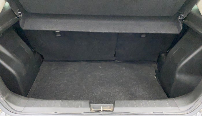 2017 Maruti Baleno ZETA PETROL 1.2, Petrol, Manual, 62,497 km, Boot Inside