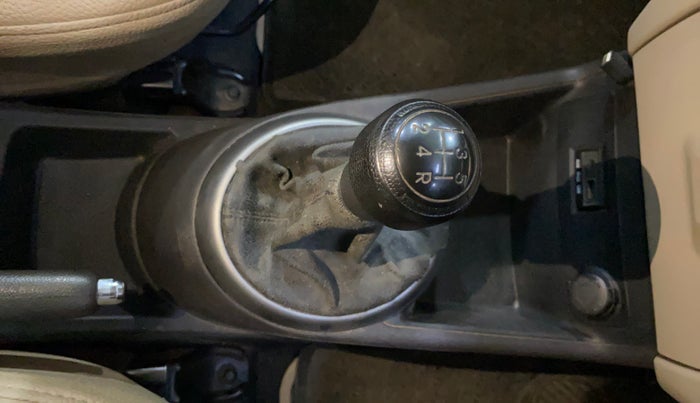 2014 Hyundai i20 MAGNA (O) 1.2, Petrol, Manual, 40,385 km, Gear Lever