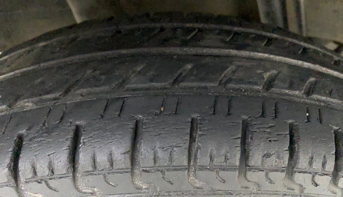 2018 Datsun Redi Go T, Petrol, Manual, 26,041 km, Right Rear Tyre Tread