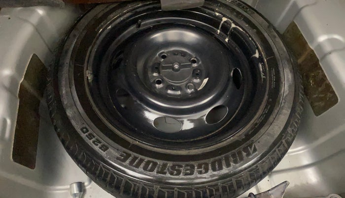 2017 Tata Zest XT PETROL, Petrol, Manual, 64,794 km, Spare Tyre