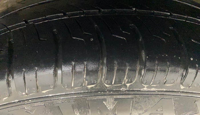 2017 Tata Zest XT PETROL, Petrol, Manual, 64,794 km, Left Rear Tyre Tread