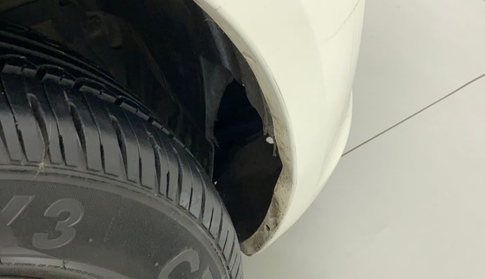 2016 Maruti Swift LXI (O), Petrol, Manual, 82,988 km, Right fender - Lining loose