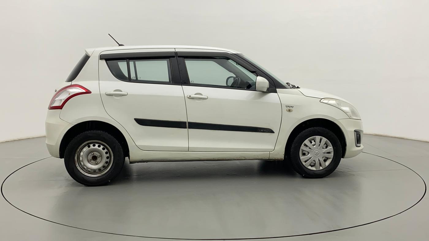 2016 Maruti Swift LXI (O), Petrol, Manual, 82,988 km, Right Side View