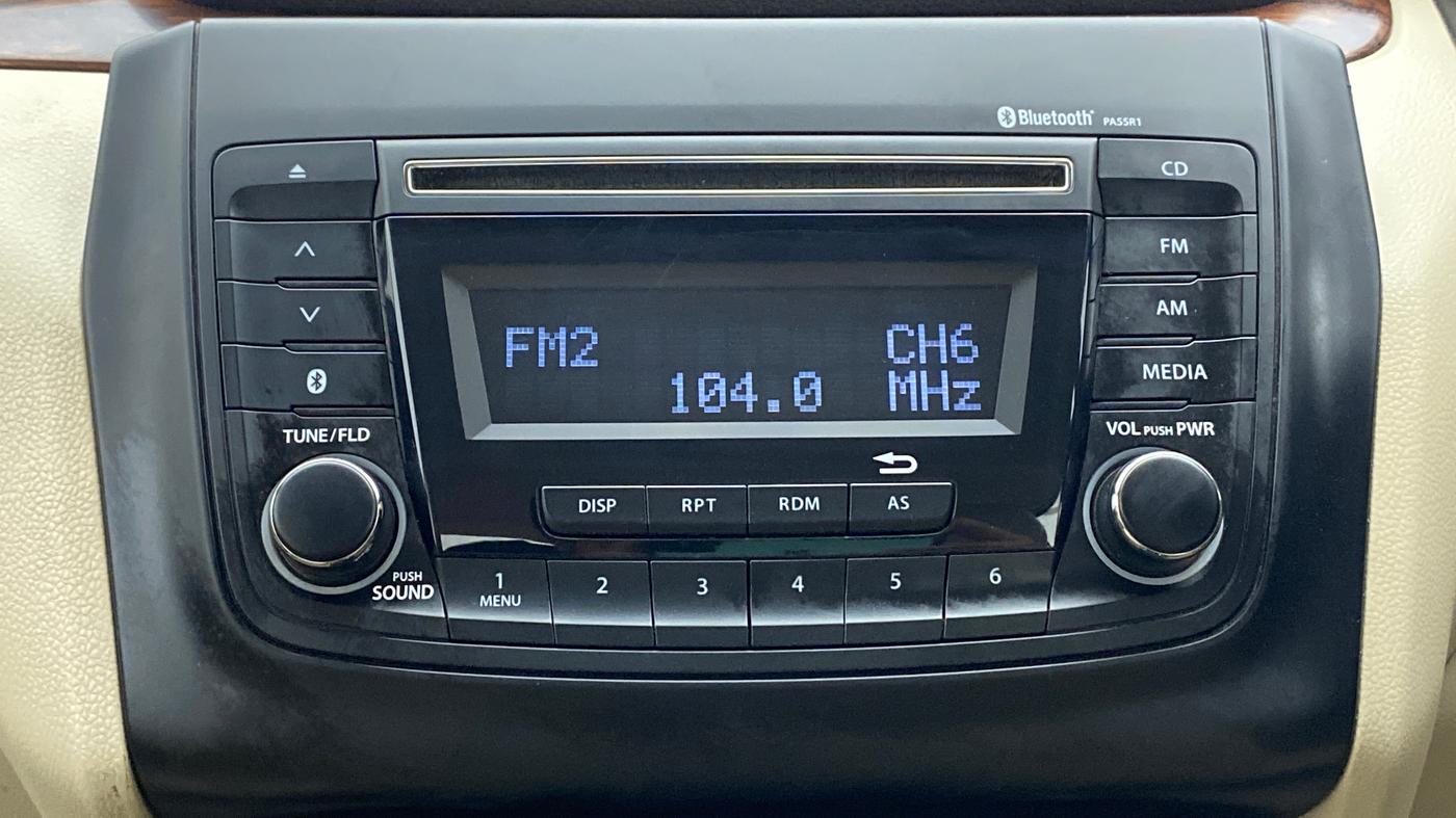 2018 Maruti Dzire VXI, Petrol, Manual, 16,396 km, Infotainment System