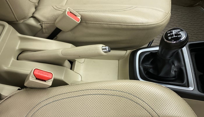 2018 Maruti Dzire VXI, Petrol, Manual, 16,396 km, Gear Lever