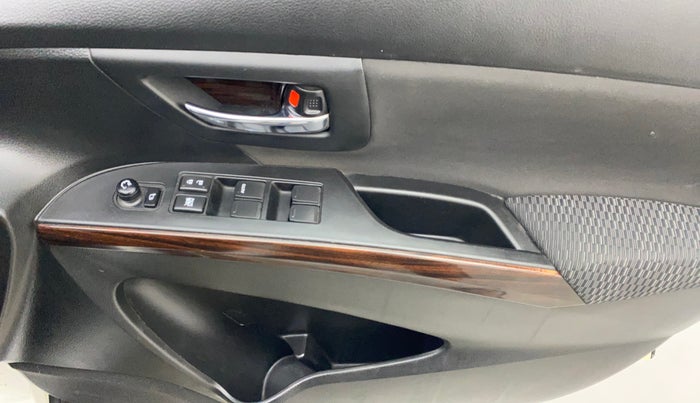 2020 Maruti S Cross ZETA 1.5, Petrol, Manual, 63,347 km, Driver Side Door Panels Control
