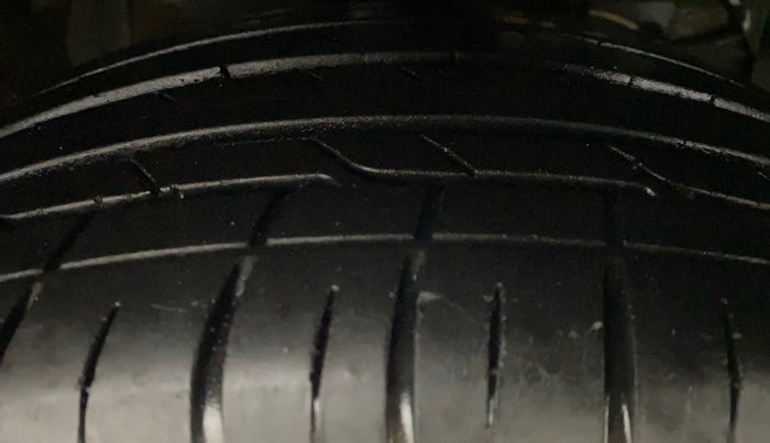 2020 Maruti S Cross ZETA 1.5, Petrol, Manual, 63,347 km, Right Front Tyre Tread