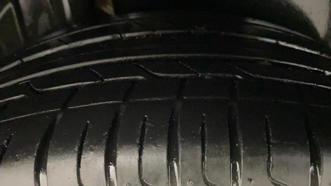 2020 Maruti S Cross ZETA 1.5, Petrol, Manual, 63,347 km, Right Rear Tyre Tread