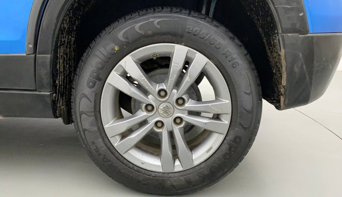 2016 Maruti Vitara Brezza ZDI PLUS DUAL TONE, Diesel, Manual, 93,136 km, Left Rear Wheel