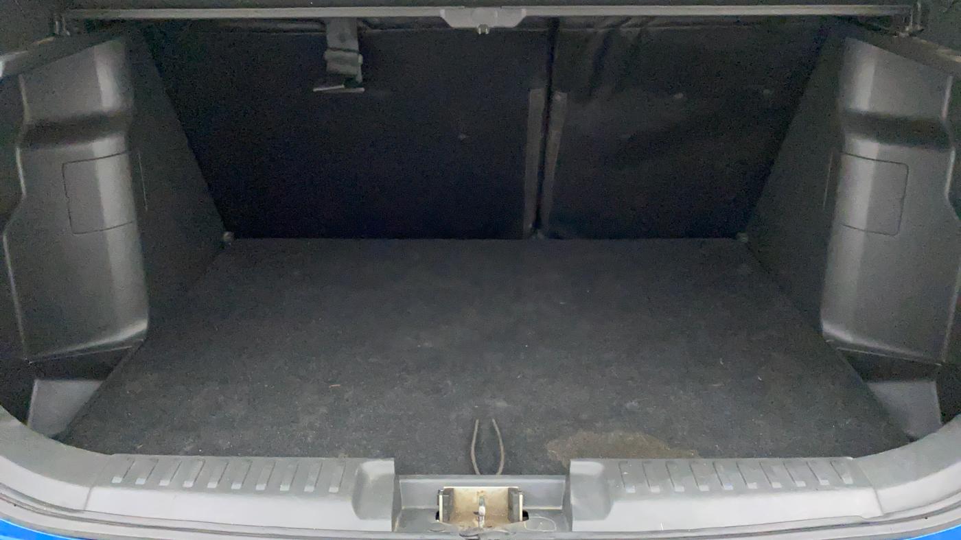 2016 Maruti Vitara Brezza ZDI PLUS DUAL TONE, Diesel, Manual, 93,136 km, Boot Inside