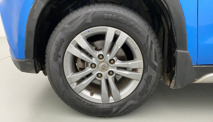 2016 Maruti Vitara Brezza ZDI PLUS DUAL TONE, Diesel, Manual, 93,136 km, Left Front Wheel
