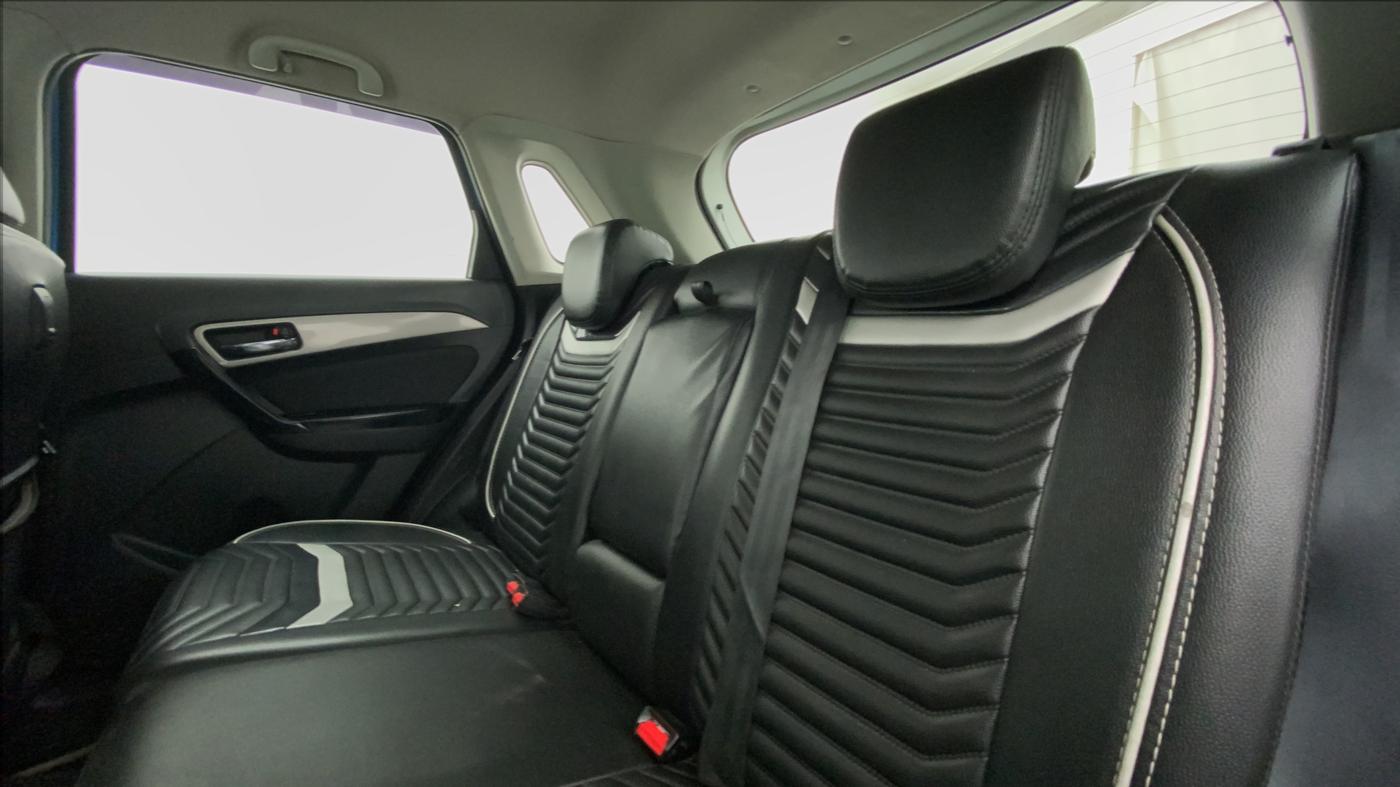 2016 Maruti Vitara Brezza ZDI PLUS DUAL TONE, Diesel, Manual, 93,136 km, Right Side Rear Door Cabin