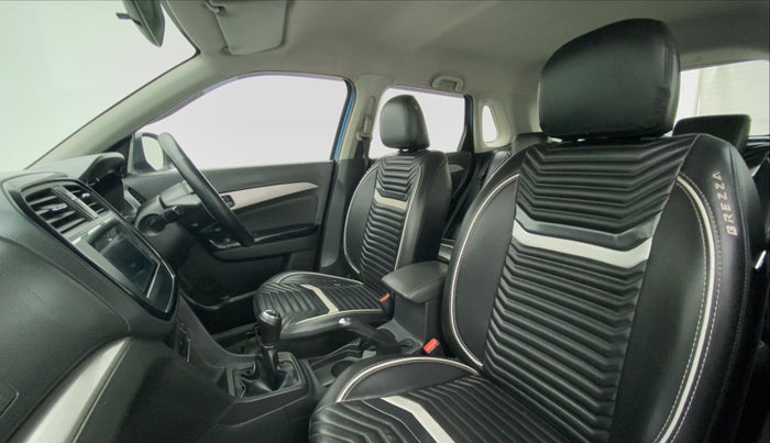2016 Maruti Vitara Brezza ZDI PLUS DUAL TONE, Diesel, Manual, 93,136 km, Right Side Front Door Cabin