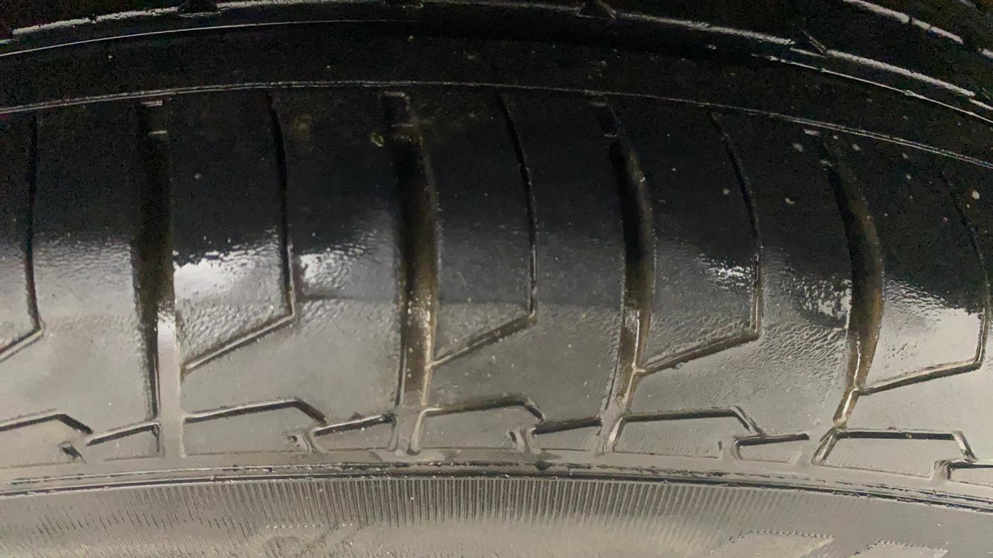 2021 Maruti S Cross ZETA AT 1.5, Petrol, Automatic, 88,075 km, Left Rear Tyre Tread