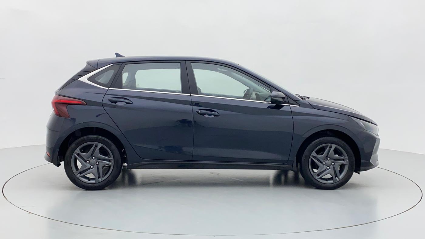 2021 Hyundai NEW I20 SPORTZ 1.2 MT, Petrol, Manual, 5,077 km, Right Side View