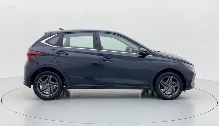 2021 Hyundai NEW I20 SPORTZ 1.2 MT, Petrol, Manual, 5,077 km, Right Side View