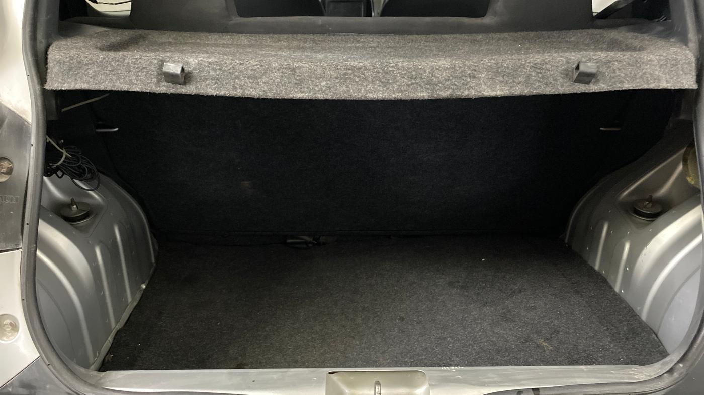 2015 Renault Kwid RXT 0.8, Petrol, Manual, 40,815 km, Boot Inside
