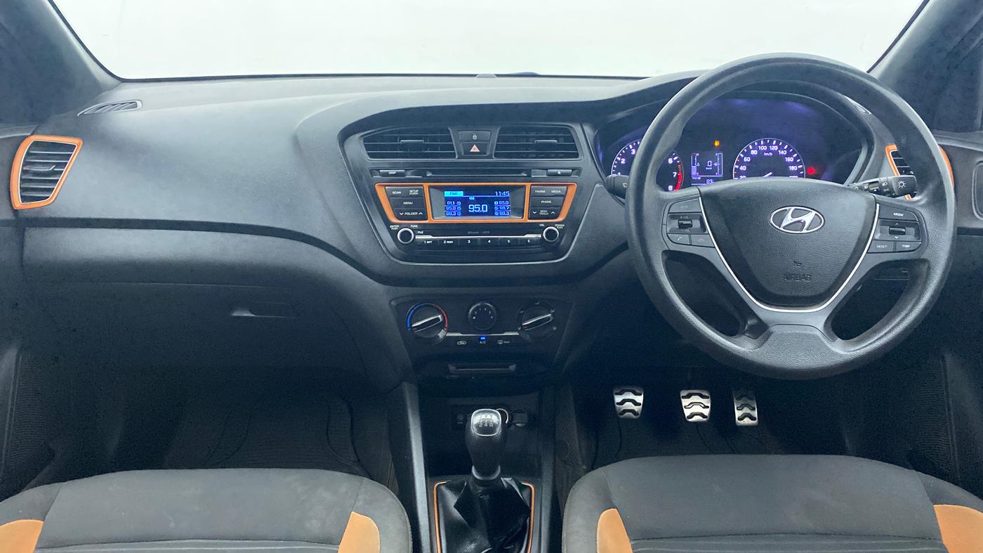 2015 Hyundai i20 Active 1.2 S, Petrol, Manual, 45,853 km, Dashboard