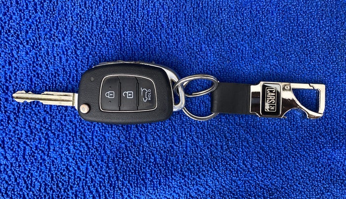 2015 Hyundai i20 Active 1.2 S, Petrol, Manual, 45,853 km, Key Close Up