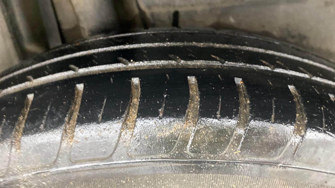 2020 Maruti Dzire VXI, Petrol, Manual, 92,933 km, Right Rear Tyre Tread