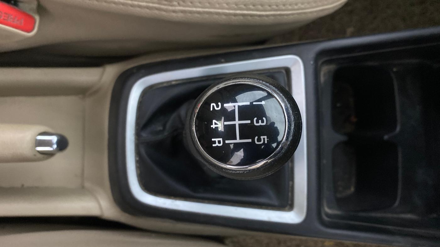 2020 Maruti Dzire VXI, Petrol, Manual, 92,933 km, Gear Lever