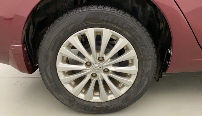 2016 Maruti Ciaz ZXI, Petrol, Manual, 38,484 km, Right Rear Wheel
