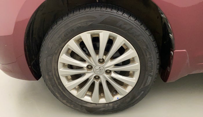 2016 Maruti Ciaz ZXI, Petrol, Manual, 38,484 km, Left Front Wheel