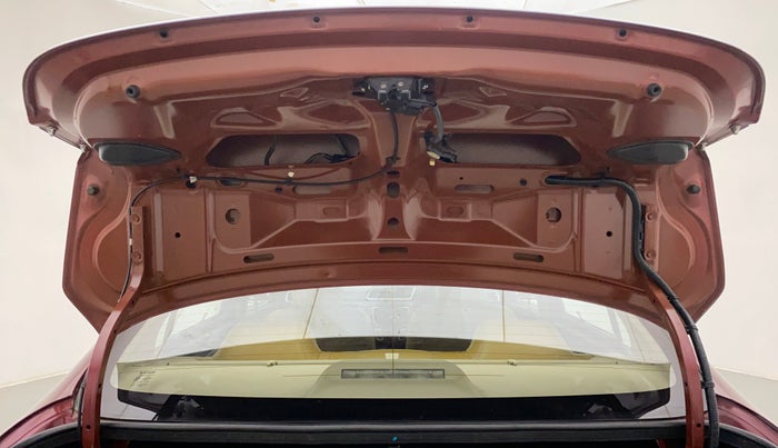 2016 Maruti Ciaz ZXI, Petrol, Manual, 38,484 km, Boot Door Open