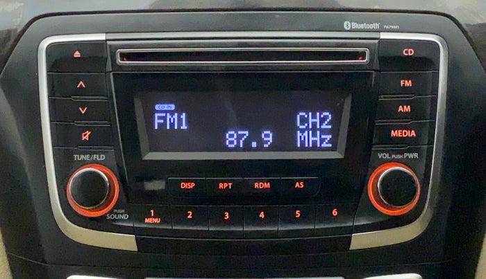 2016 Maruti Ciaz ZXI, Petrol, Manual, 38,484 km, Infotainment System