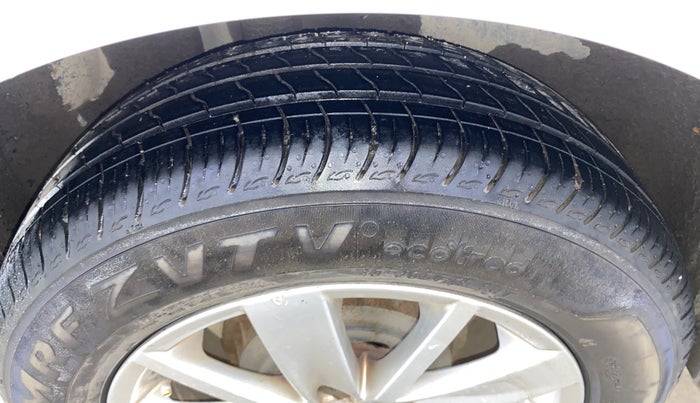 2016 Volkswagen Ameo HIGHLINE1.2L, Petrol, Manual, 29,049 km, Right Rear Tyre Tread