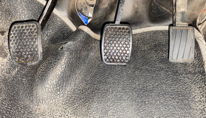 2019 Maruti Eeco 5 STR CNG WITH AC PLUSHTR, CNG, Manual, 34,890 km, Pedals