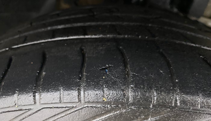 2019 Tata NEXON XZ PLUS PETROL, Petrol, Manual, 66,582 km, Right Front Tyre Tread