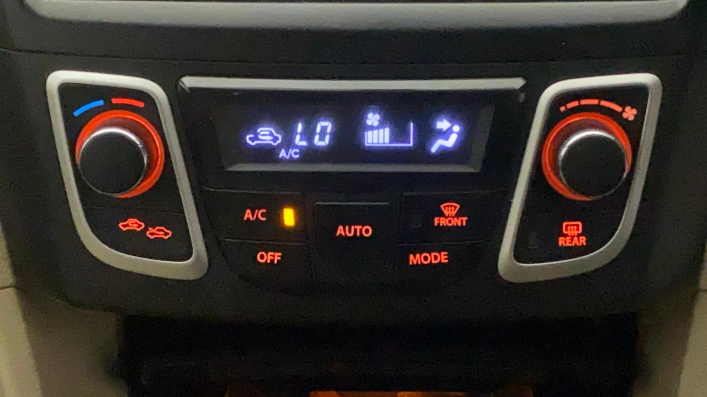 2019 Maruti Ciaz ALPHA  AT 1.5 SHVS PETROL, Petrol, Automatic, 66,269 km, Automatic Climate Control