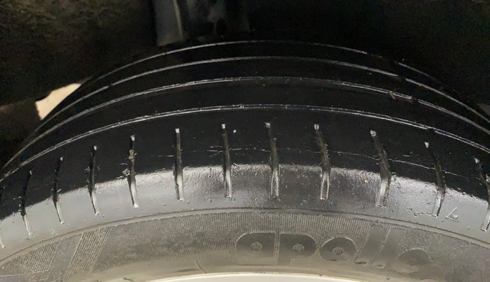 2017 Maruti Baleno ZETA CVT PETROL 1.2, Petrol, Automatic, 84,157 km, Right Rear Tyre Tread