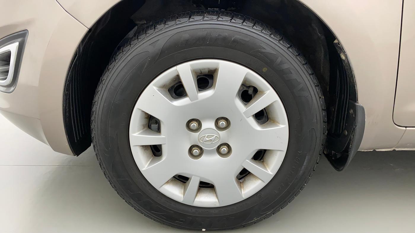 2013 Hyundai i20 MAGNA O 1.2, CNG, Manual, 60,551 km, Left Front Wheel