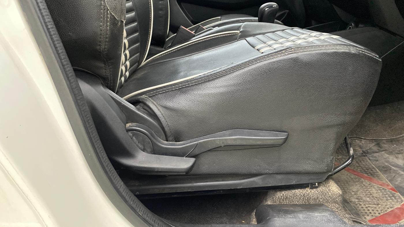 2020 Maruti Swift VXI AMT, Petrol, Automatic, 36,637 km, Driver Side Adjustment Panel