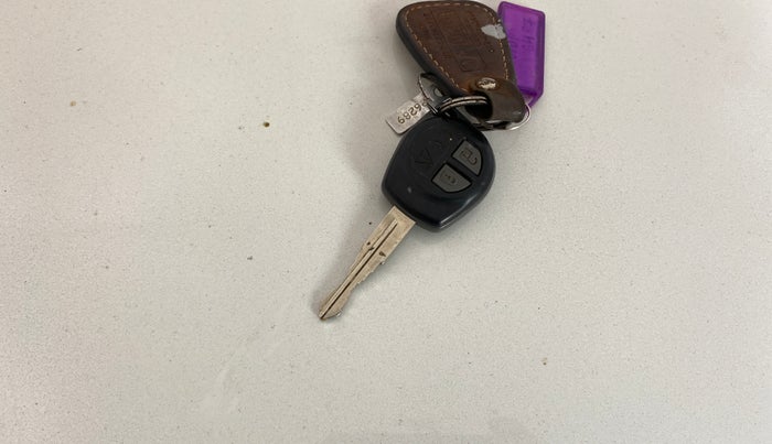 2020 Maruti Swift VXI AMT, Petrol, Automatic, 36,637 km, Key Close Up