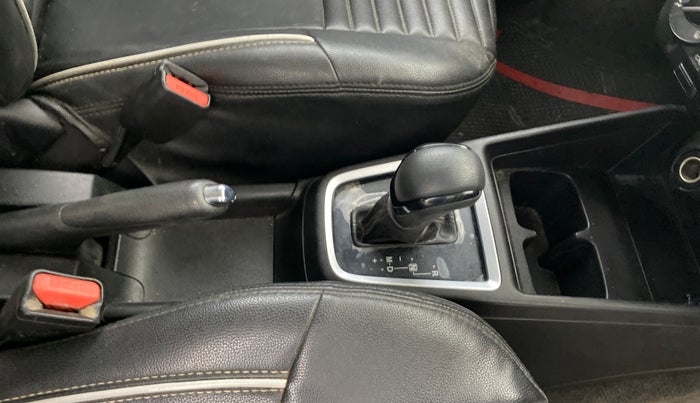 2020 Maruti Swift VXI AMT, Petrol, Automatic, 36,637 km, Gear Lever