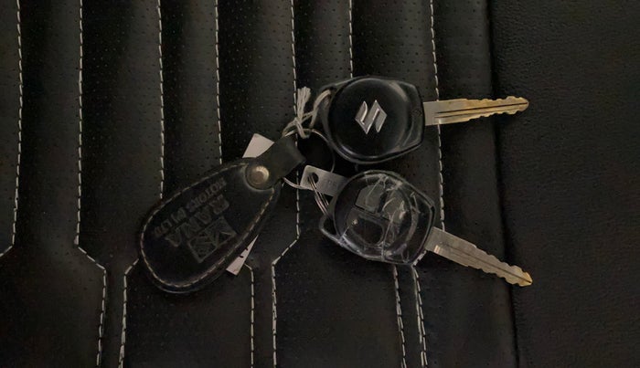 2016 Maruti Wagon R Stingray VXI, Petrol, Manual, 93,873 km, Key Close Up