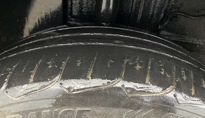 2022 Tata ALTROZ XZ PLUS PETROL DARK EDITION, Petrol, Manual, 38,738 km, Right Rear Tyre Tread