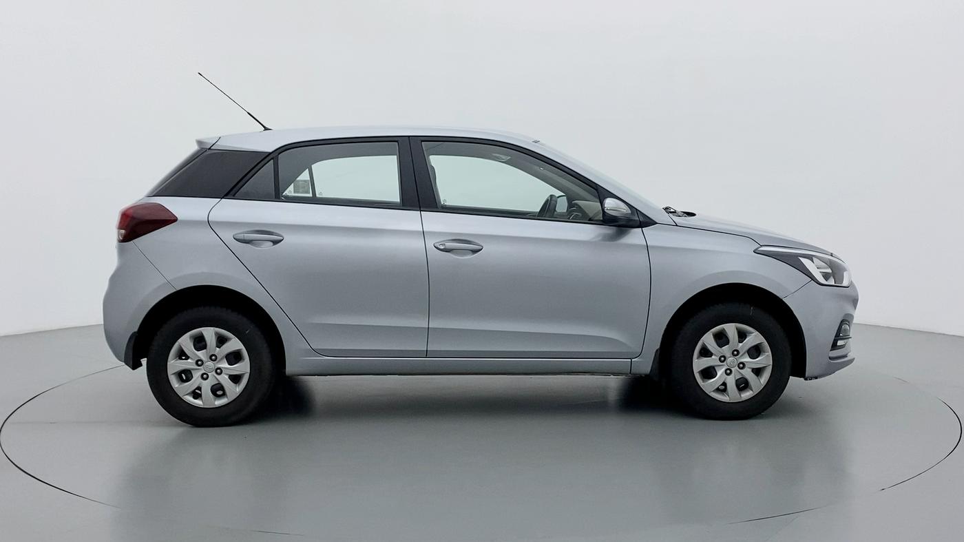 2018 Hyundai Elite i20 SPORTZ 1.2, Petrol, Manual, 9,093 km, Right Side View