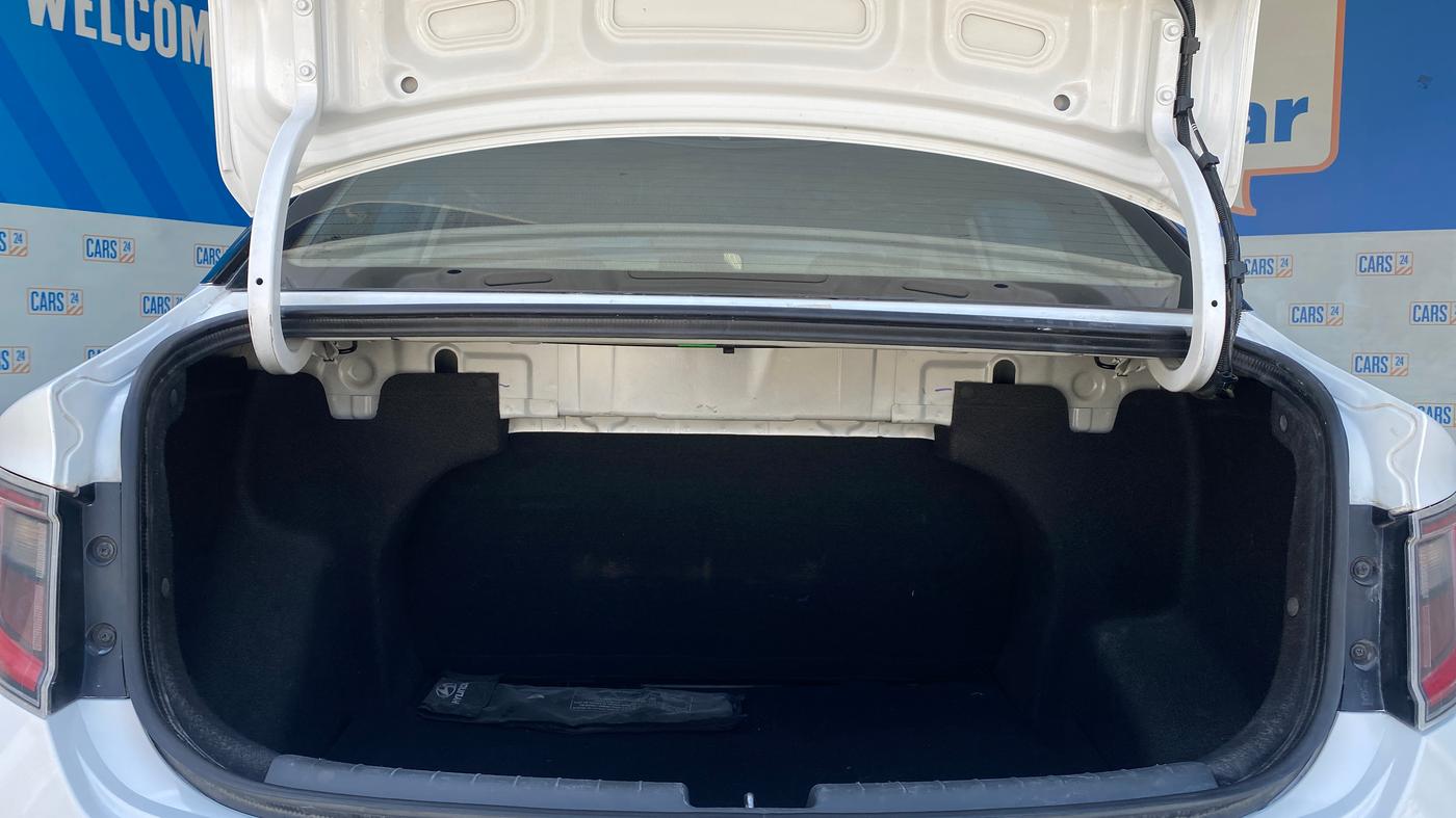 2022 Hyundai AURA SX 1.2, Petrol, Manual, 50,965 km, Boot Inside